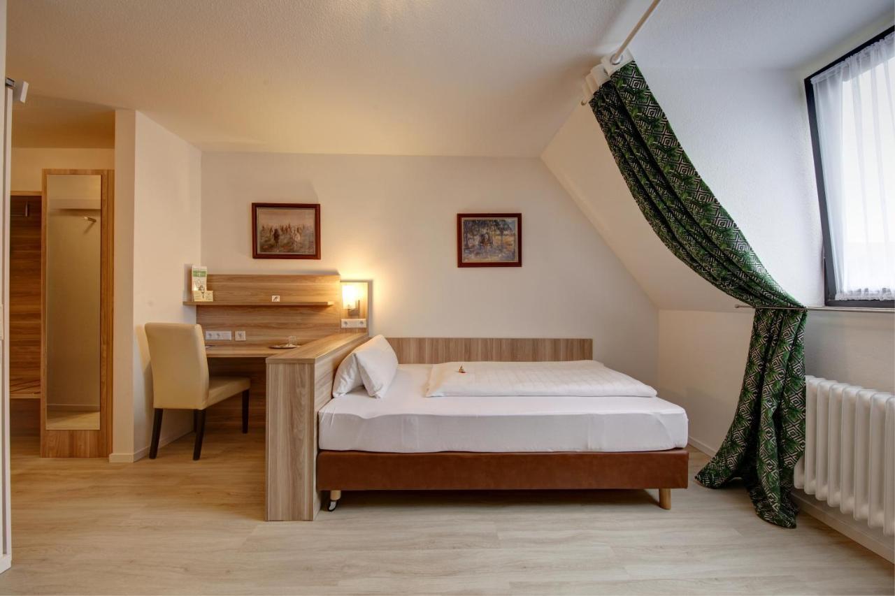 City Appartement Deutschmeister บัดแมร์เกนท์ไฮม์ ภายนอก รูปภาพ